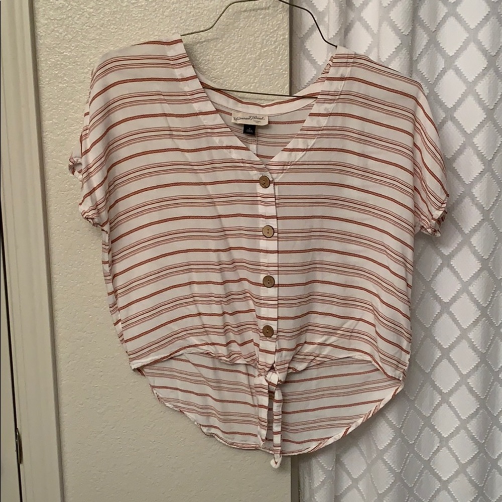 Short sleeve top